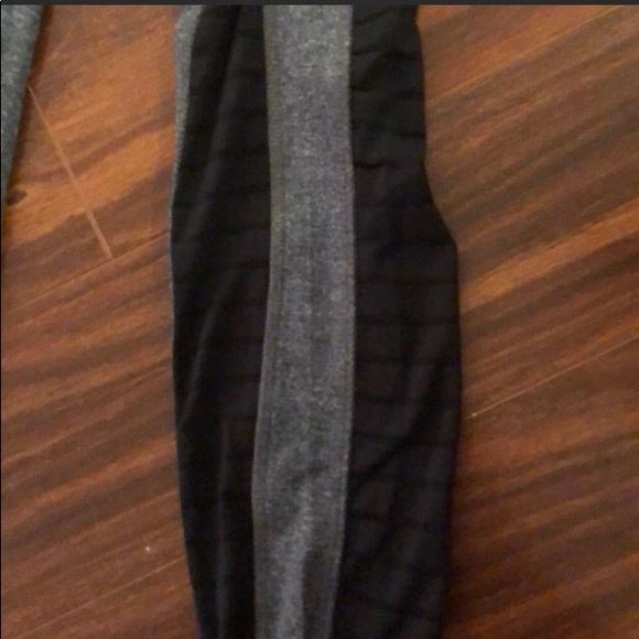 Forever 21 Grey Black cut outs Leggings New, Small - Picture 4 of 7